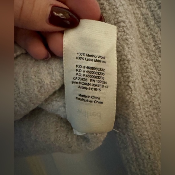 ARITZIA WILFRED 100% merino wool cropped grey puff sleeve ribbed pullover (M) - Picture 5 of 9